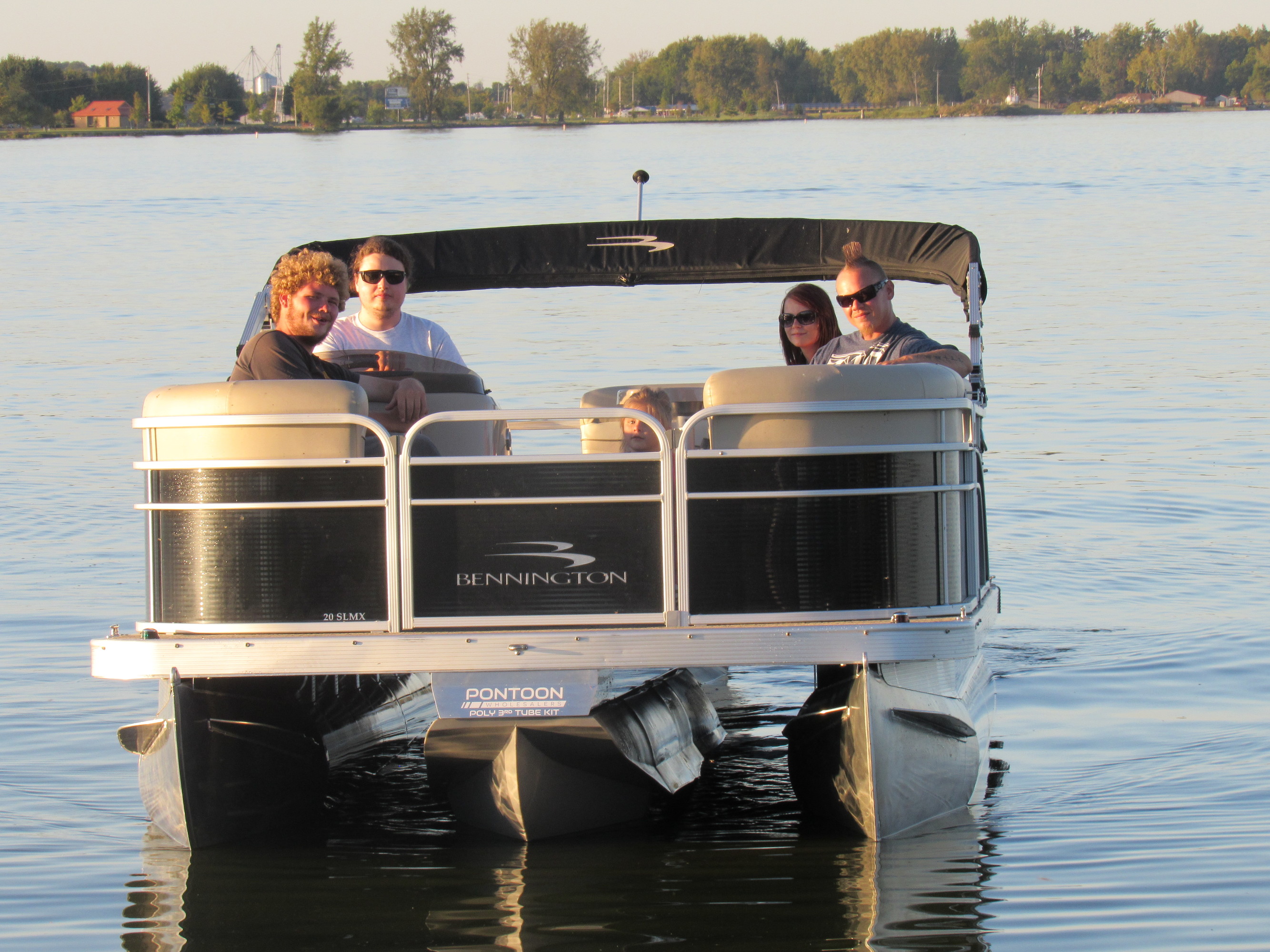 Dealership Information Pontoon Wholesalers Russells Point Ohio